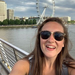 Meet your Posher, Brenna